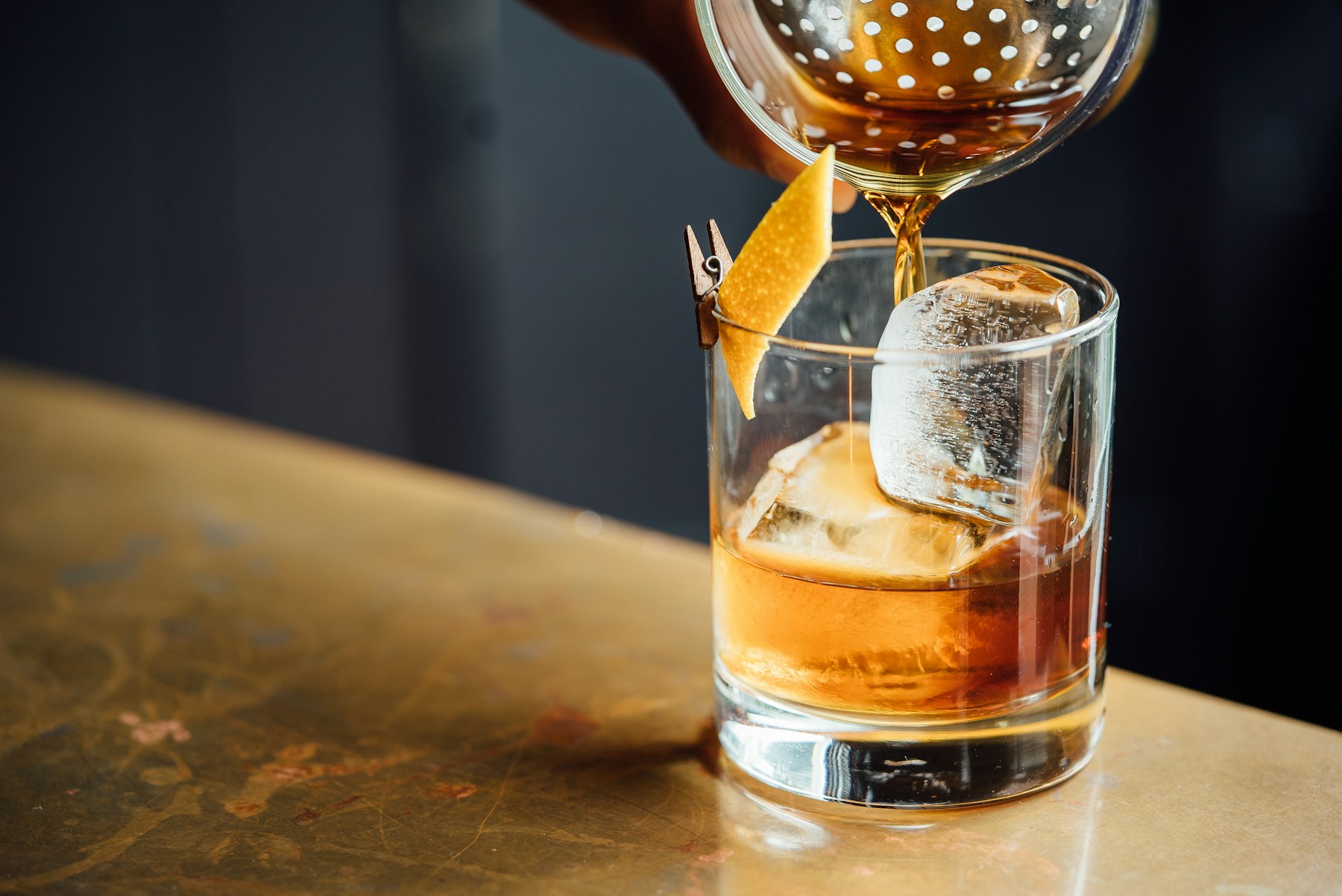 An intimate, atmospheric bar